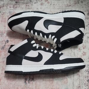 Nike Men's Dunk Mid